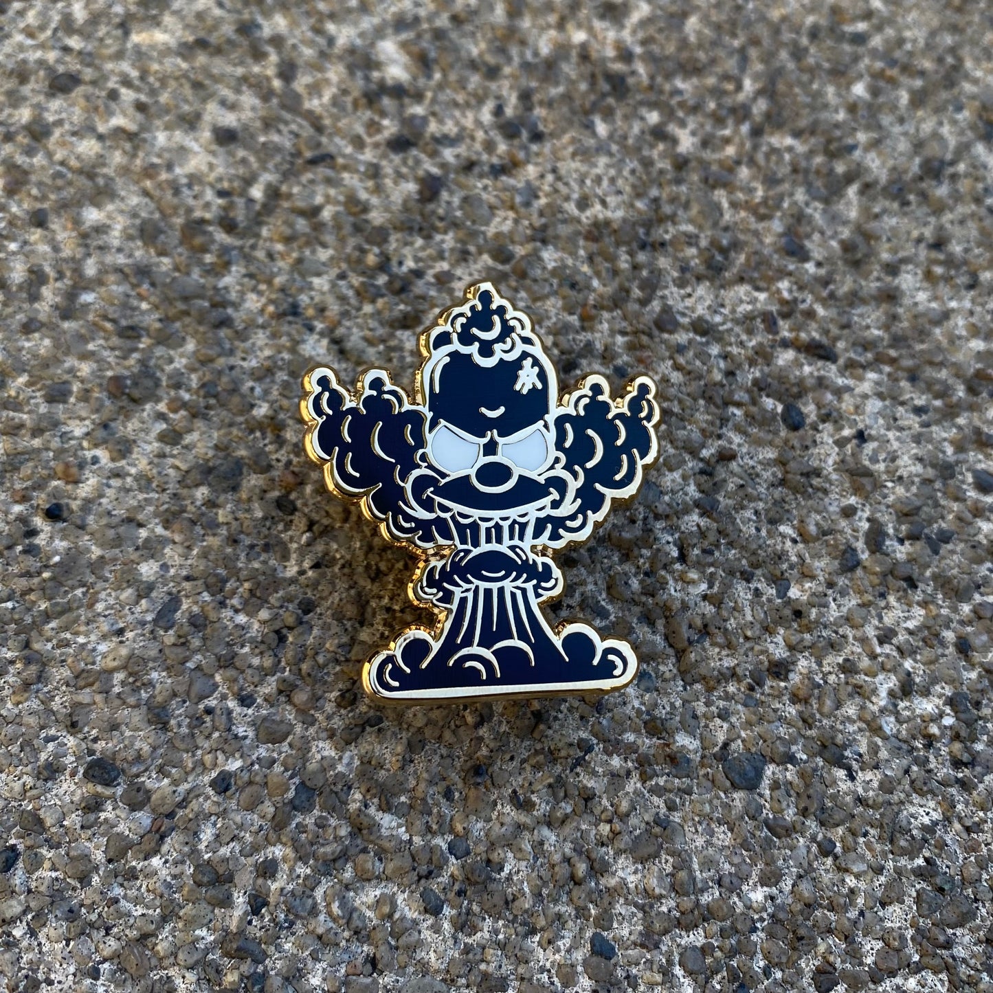 Explosion (gold/black)
