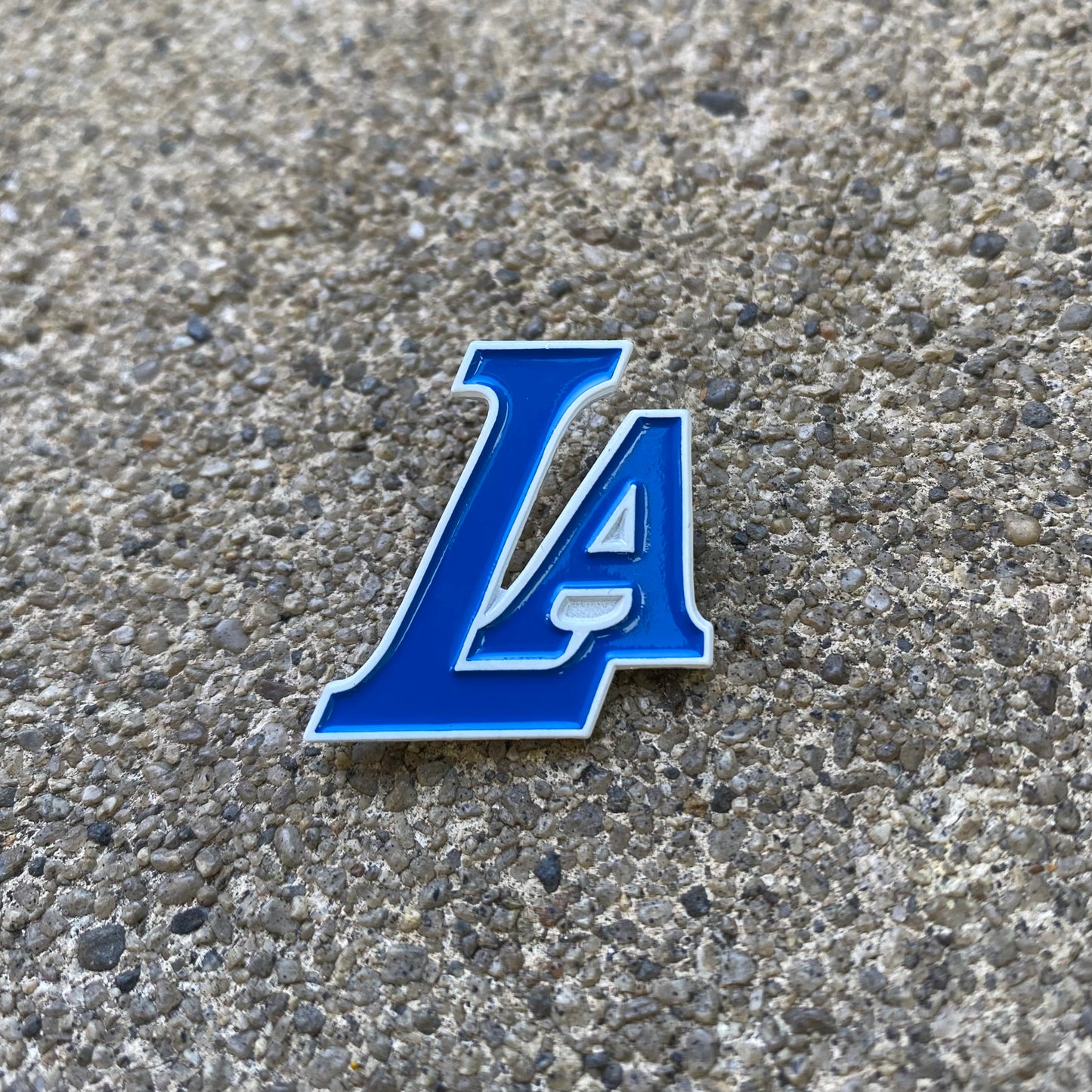 LA